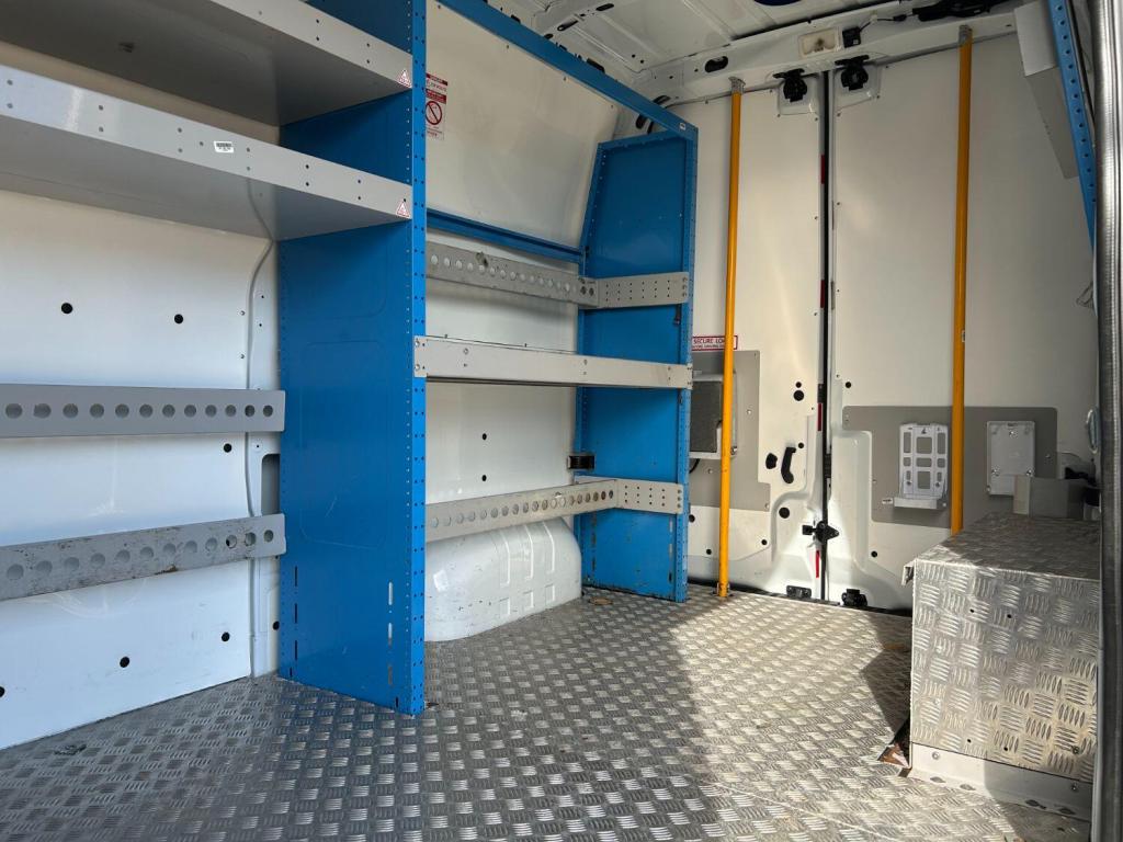 RENAULT MASTER 2.3 FWD MM35 dCi 135 Business MWB 2020