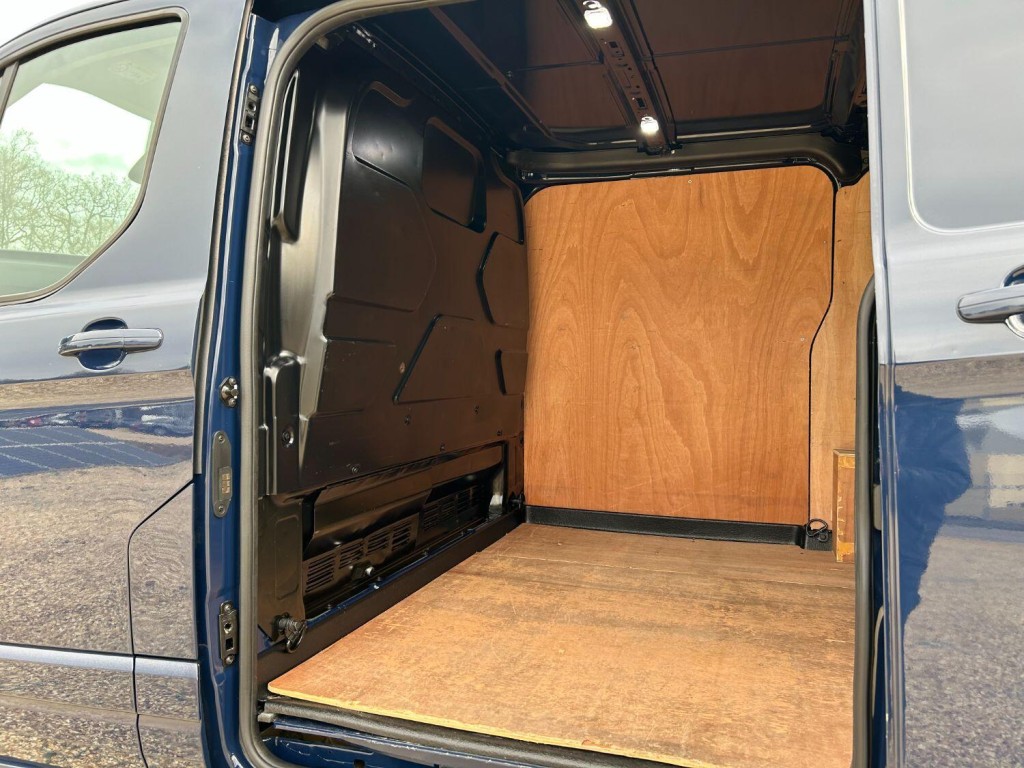 FORD TRANSIT CUSTOM 280 Limited 2.0 130 SWB  2020