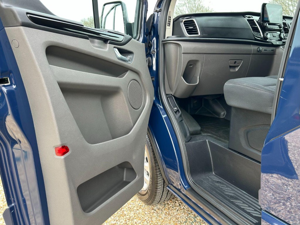 FORD TRANSIT CUSTOM 280 Limited 2.0 130 SWB  2020