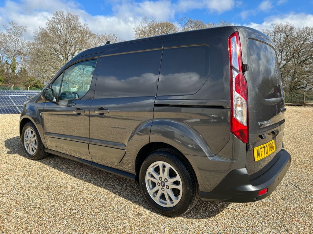 FORD TRANSIT CONNECT 200 Limited 1.5 120 L1 2020