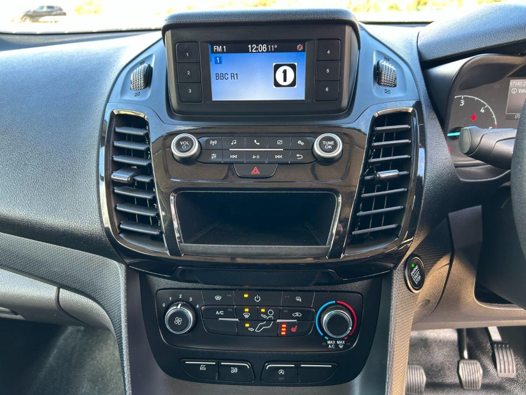 FORD TRANSIT CONNECT 200 Limited 1.5 120 L1 2020