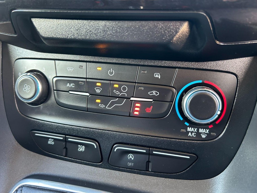 FORD TRANSIT CONNECT 200 Limited 1.5 120 L1 2020