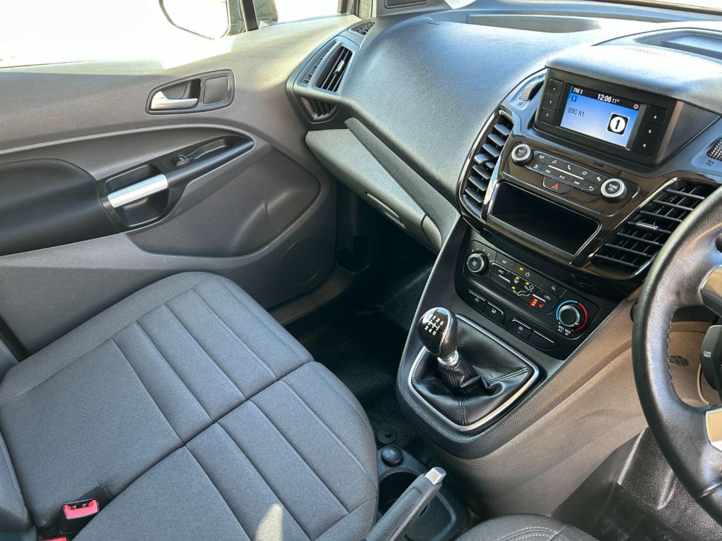 FORD TRANSIT CONNECT 200 Limited 1.5 120 L1 2020