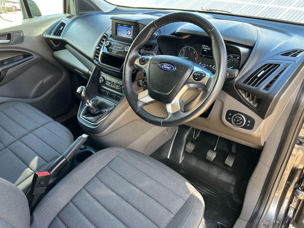 FORD TRANSIT CONNECT 200 Limited 1.5 120 L1 2020