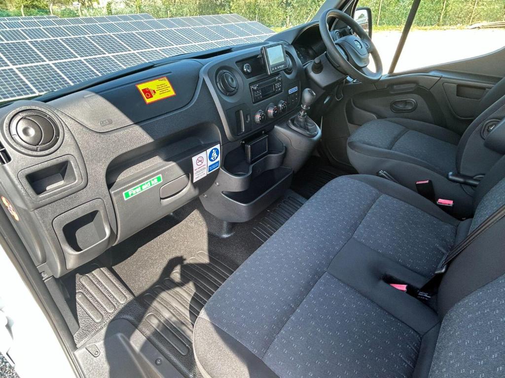 VAUXHALL MOVANO 2.3 CDTi 130 3500 WELFARE VAN  2019