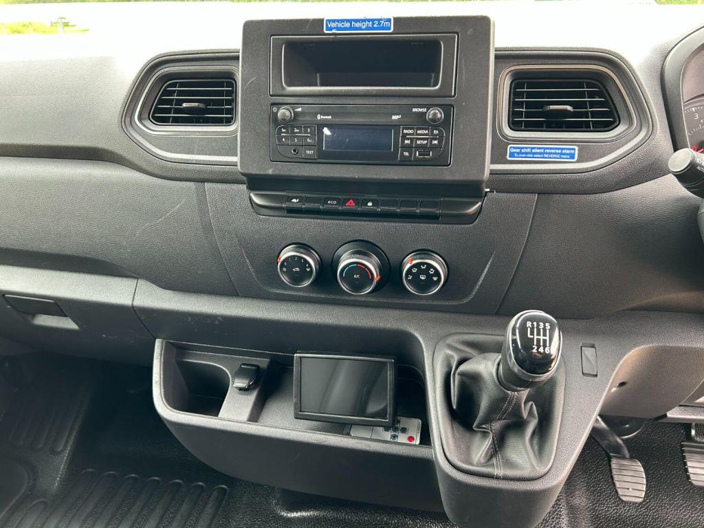 VAUXHALL MOVANO 2.3 CDTi 3500 WELFARE VAN L2H2 2020