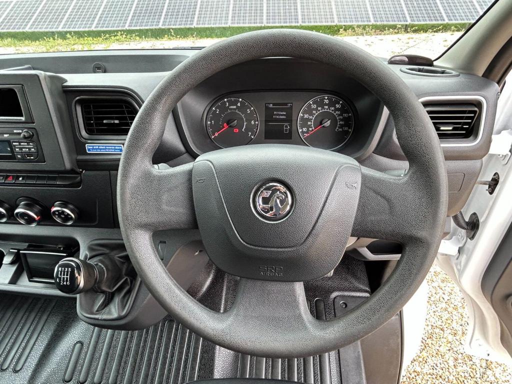 VAUXHALL MOVANO 2.3 CDTi 3500 WELFARE VAN L2H2 2020