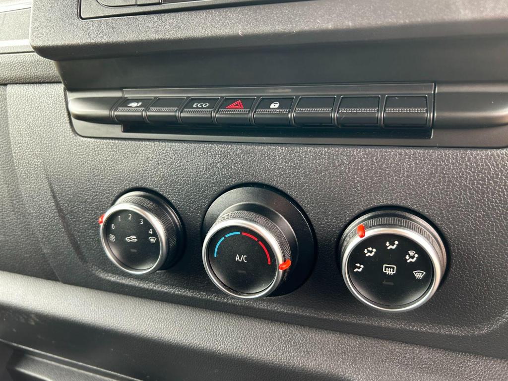 VAUXHALL MOVANO 2.3 CDTi 3500 WELFARE VAN L2H2 2020