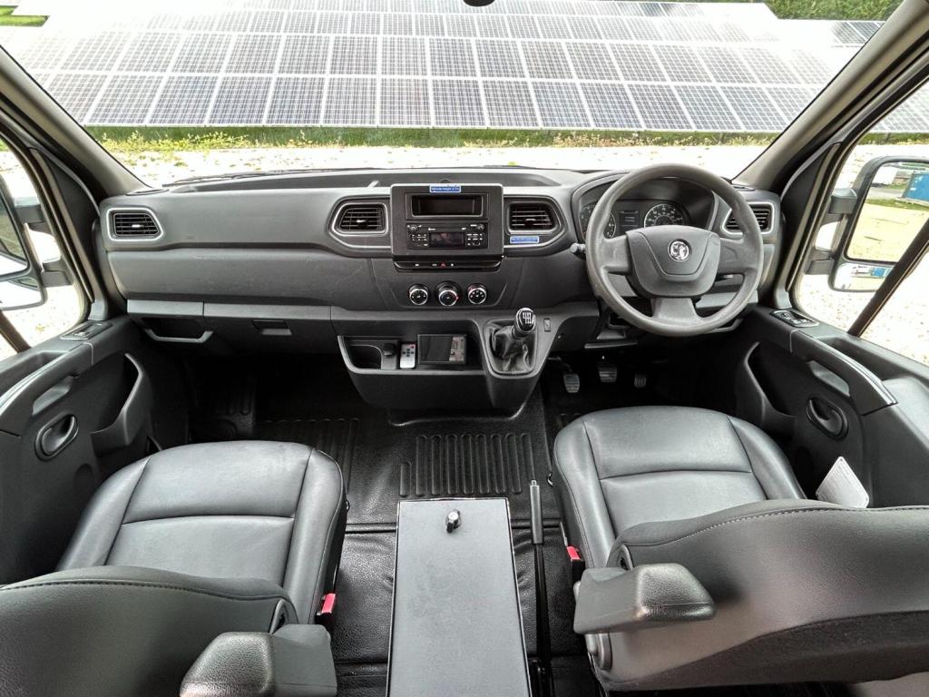 VAUXHALL MOVANO 2.3 CDTi 3500 WELFARE VAN L2H2 2020