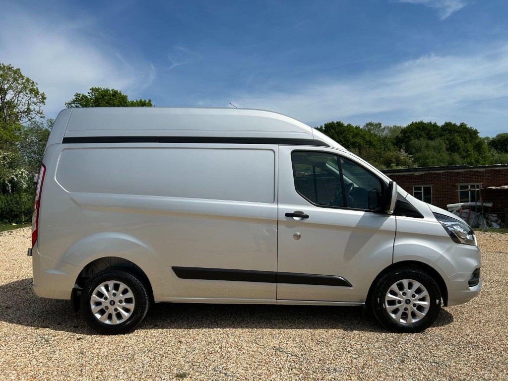 View FORD TRANSIT CUSTOM 320 TREND 2.0 SWB HIGH ROOF 