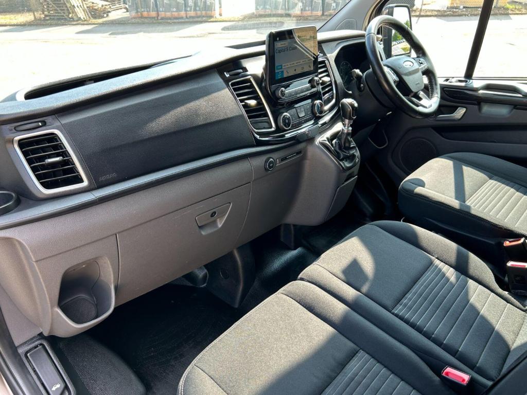 FORD TRANSIT CUSTOM 300 LIMITED 2.0 170 LWB  2018