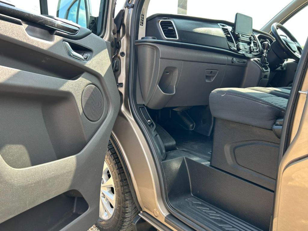 FORD TRANSIT CUSTOM 300 LIMITED 2.0 170 LWB  2018