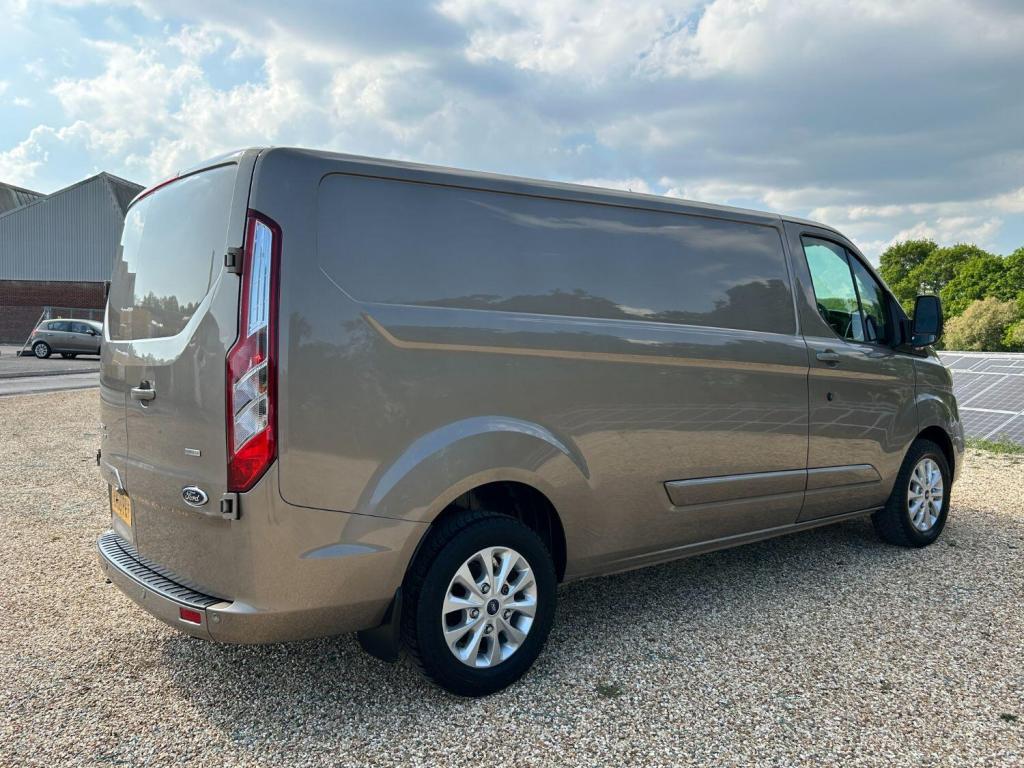 FORD TRANSIT CUSTOM 300 LIMITED 2.0 170 LWB  2018