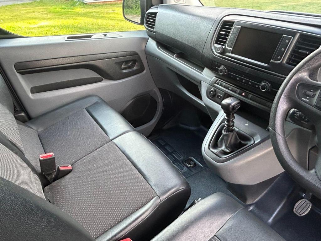 PEUGEOT EXPERT 1.5 BlueHDi 1000 Professional 2021