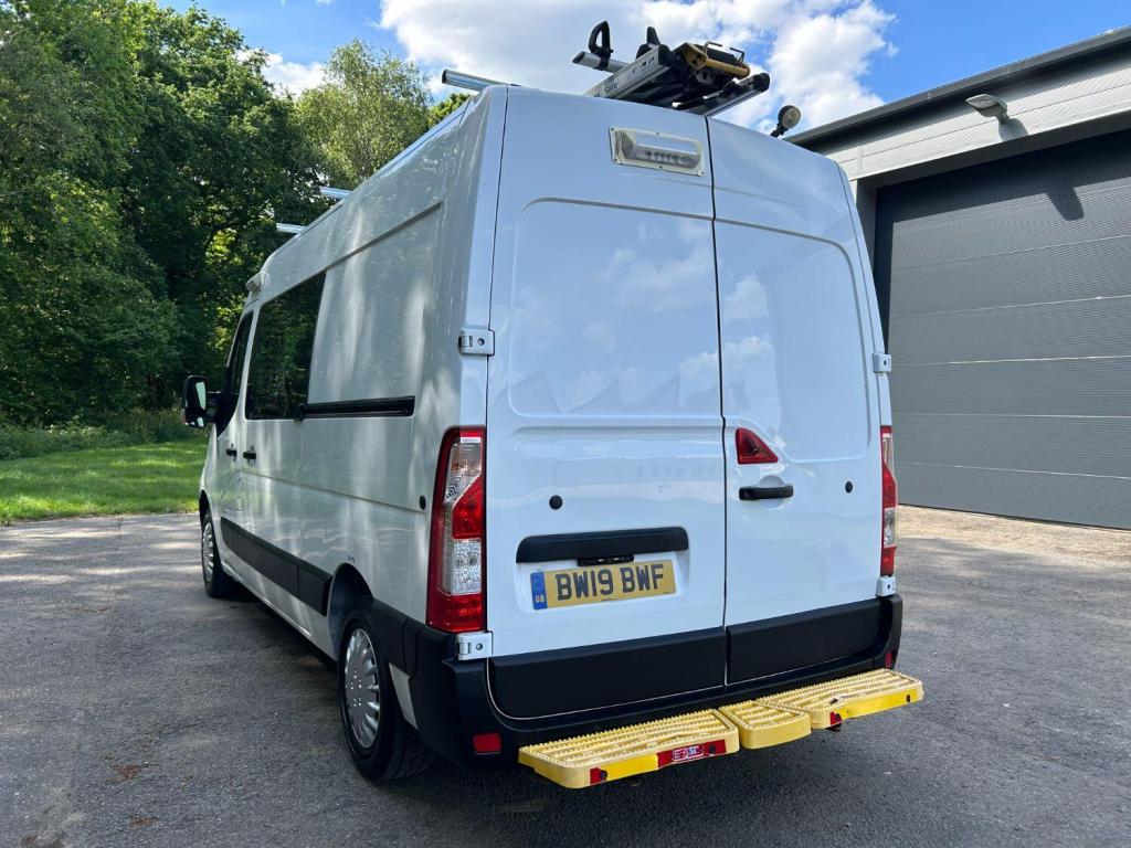 VAUXHALL MOVANO 3500 2.3 CDTI 130 WELFARE CREW VAN  2019
