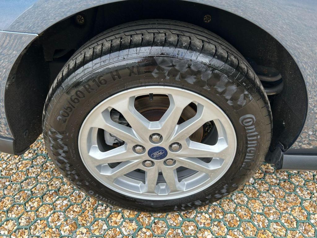 FORD TRANSIT CONNECT 200 Trend 1.5 100 L1 2019