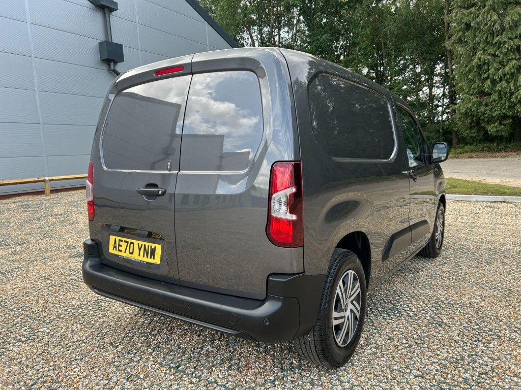 PEUGEOT PARTNER 1.5 BlueHDi 1000 Professional 2020