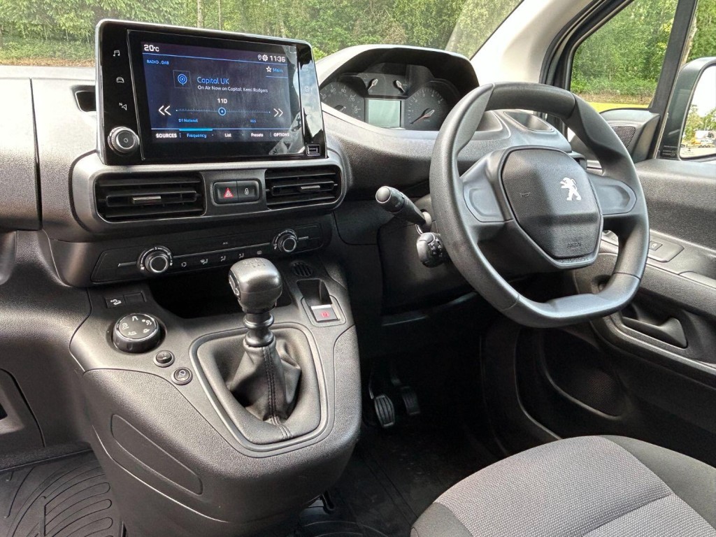 PEUGEOT PARTNER 1.5 BlueHDi 1000 Professional 2020