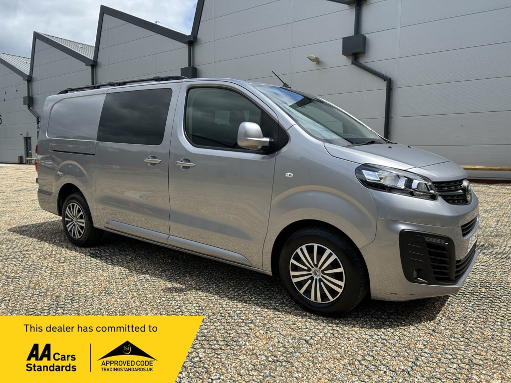 VAUXHALL VIVARO 3100 2.0 Turbo D 120 Sportive CrewCab LWB 2020