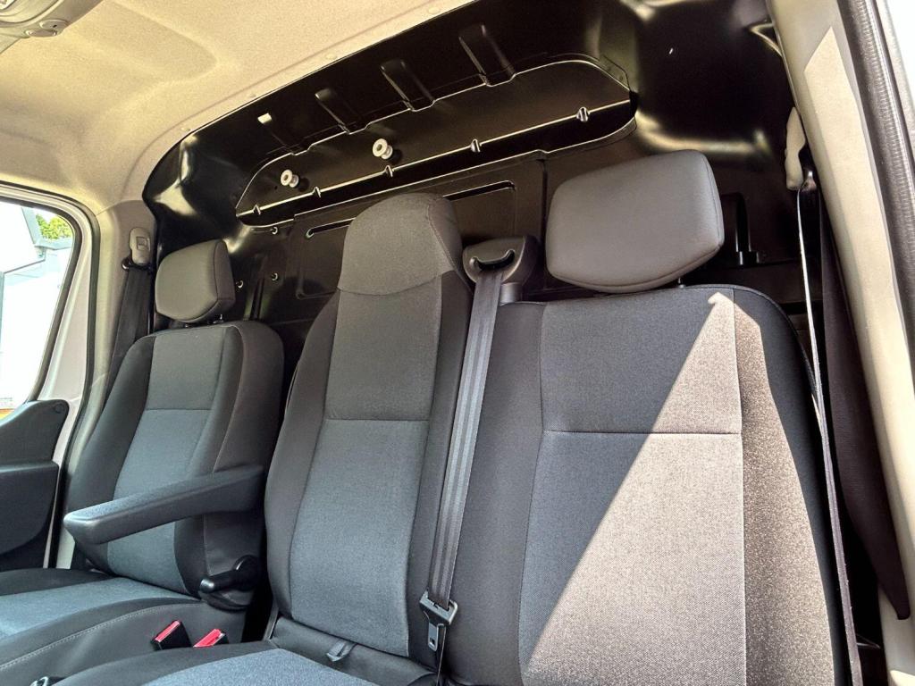 RENAULT MASTER 2.3 FWD MM35 dCi 135 Business  2021