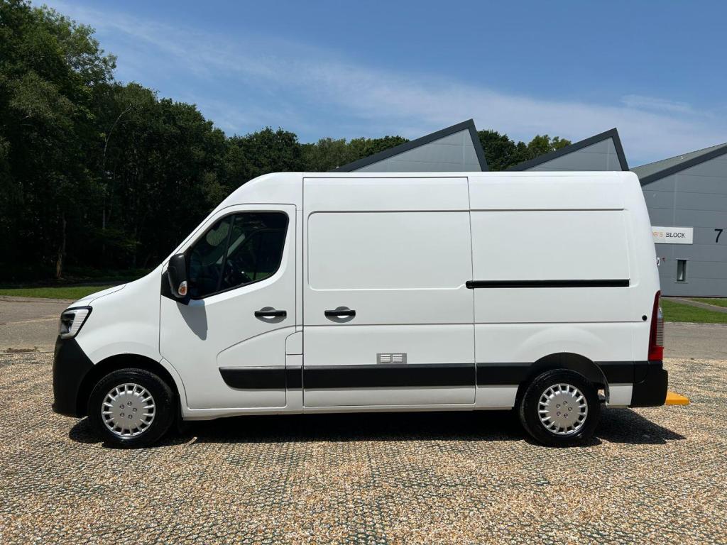 RENAULT MASTER 2.3 FWD MM35 dCi 135 Business  2021