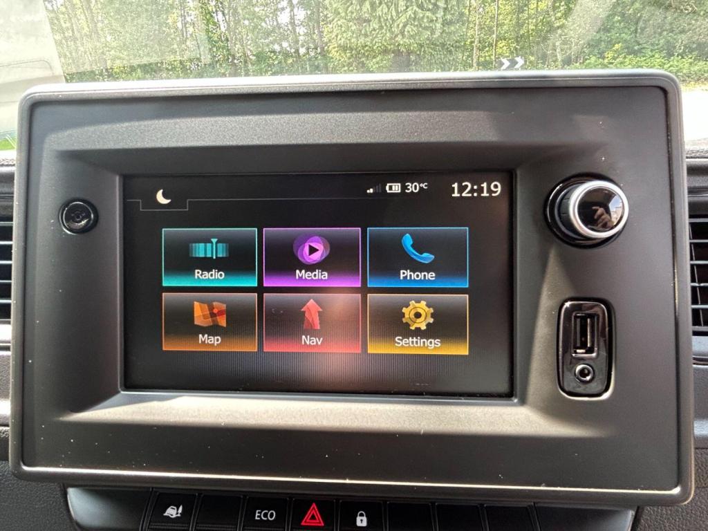 RENAULT MASTER 2.3 FWD MM35 dCi 135 Business  2021