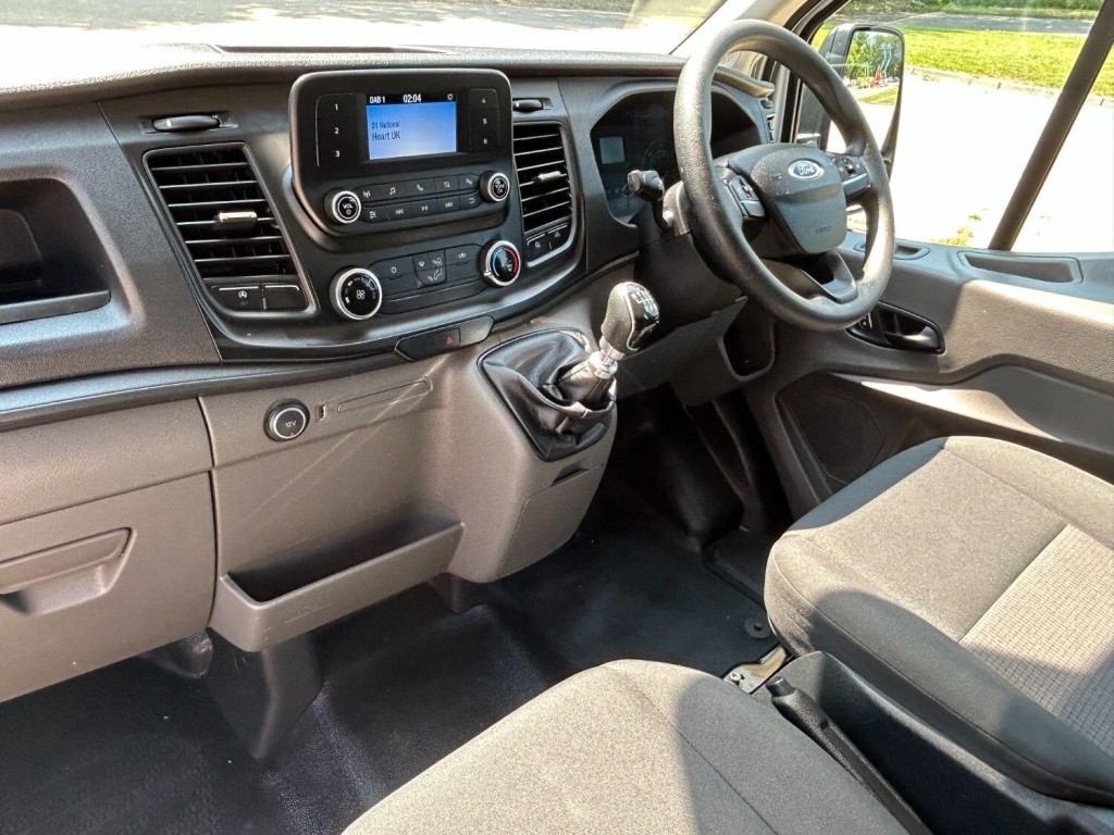 FORD TRANSIT 2.0 350 WELFARE CREW VAN LWB 2020