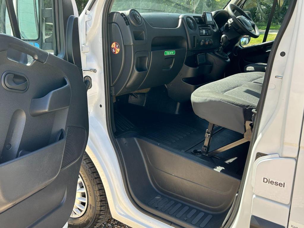 VAUXHALL MOVANO 2.3 CDTi 3500 CREWCAB WELFARE VAN 2019