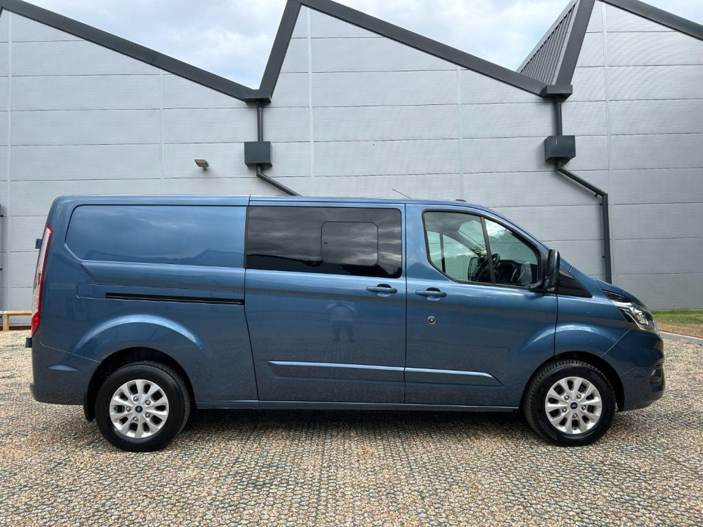 View FORD TRANSIT CUSTOM 320 Limited Crewcab 2.0 130 LWB 
