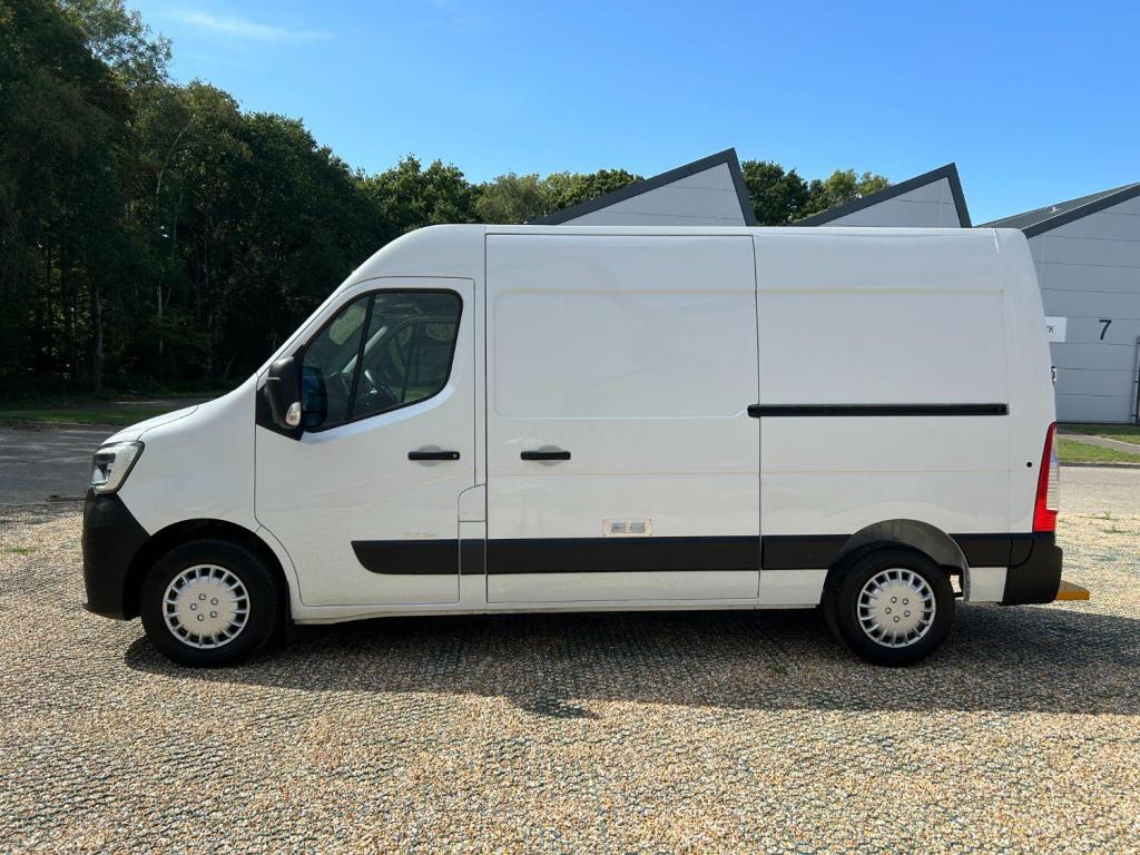 RENAULT MASTER 2.3 FWD MM35 dCi 135 Business 2020