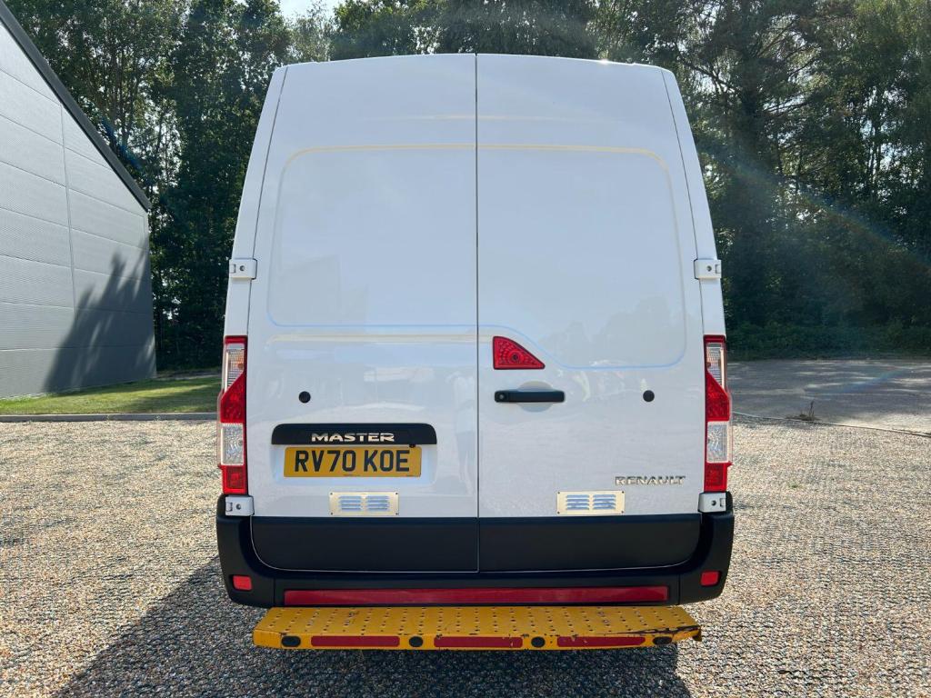 RENAULT MASTER 2.3 FWD MM35 dCi 135 Business 2020