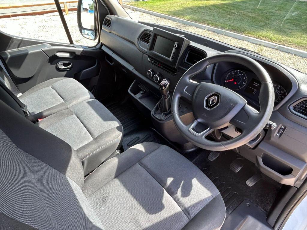 RENAULT MASTER 2.3 FWD MM35 dCi 135 Business 2020
