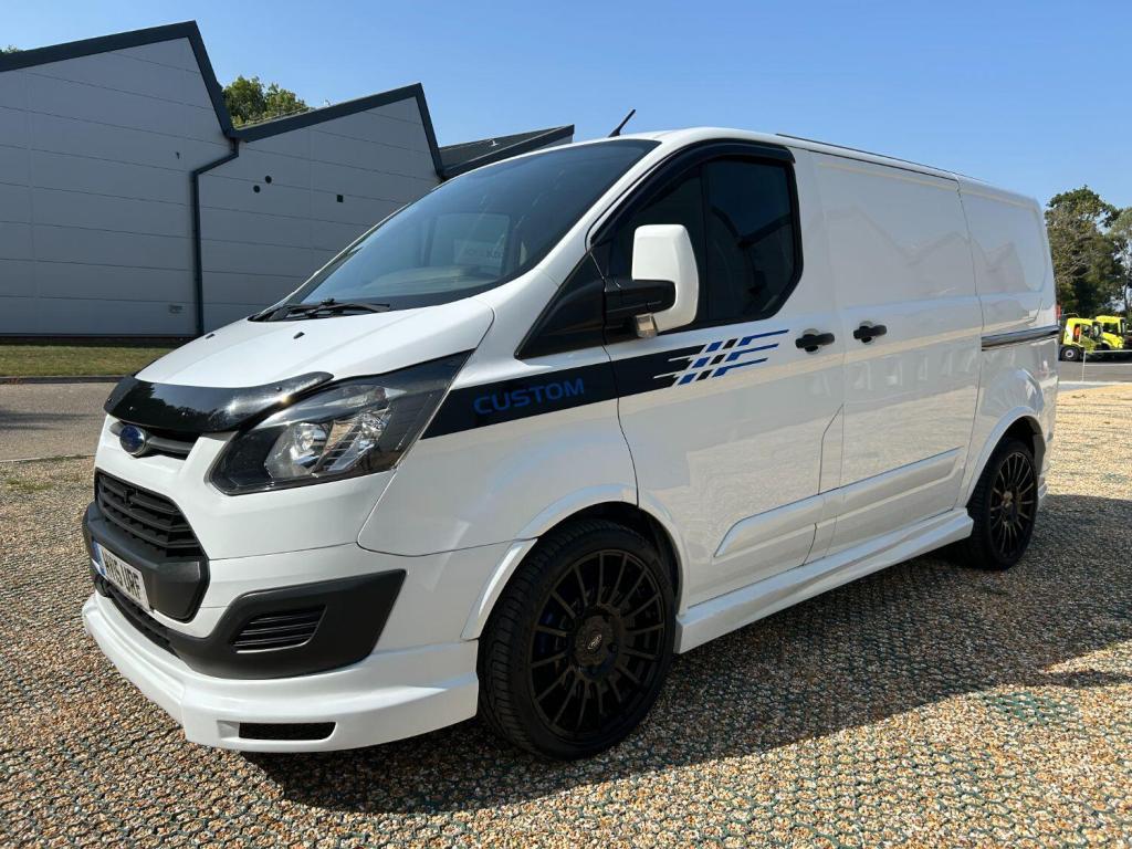 FORD TRANSIT CUSTOM 270 2.2 TDCI SWB  2015