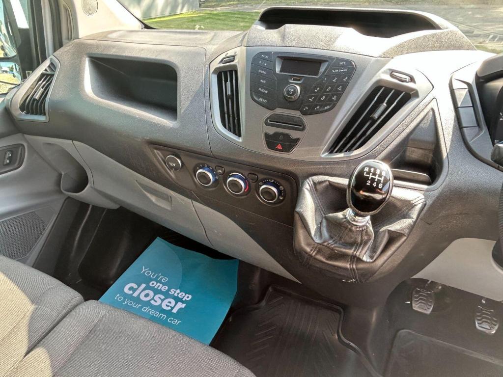 FORD TRANSIT CUSTOM 270 2.2 TDCI SWB  2015