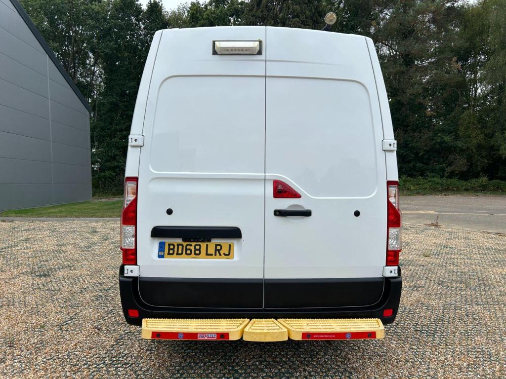 VAUXHALL MOVANO 2.3 CDTi 3500 WELFARE CREW VAN 2019