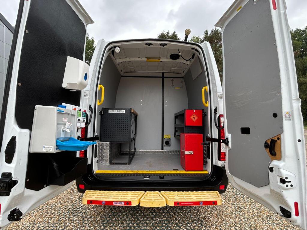 VAUXHALL MOVANO 2.3 CDTi 3500 WELFARE CREW VAN 2019