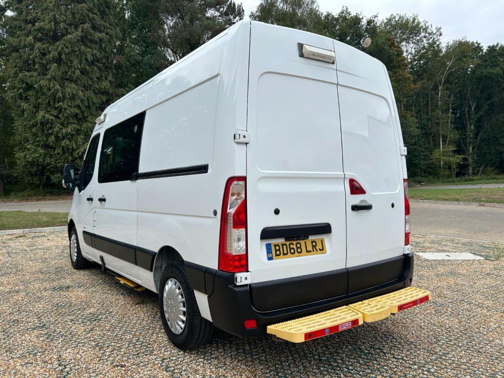VAUXHALL MOVANO 2.3 CDTi 3500 WELFARE CREW VAN 2019