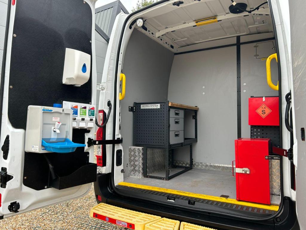 VAUXHALL MOVANO 2.3 CDTi 3500 WELFARE CREW VAN 2019