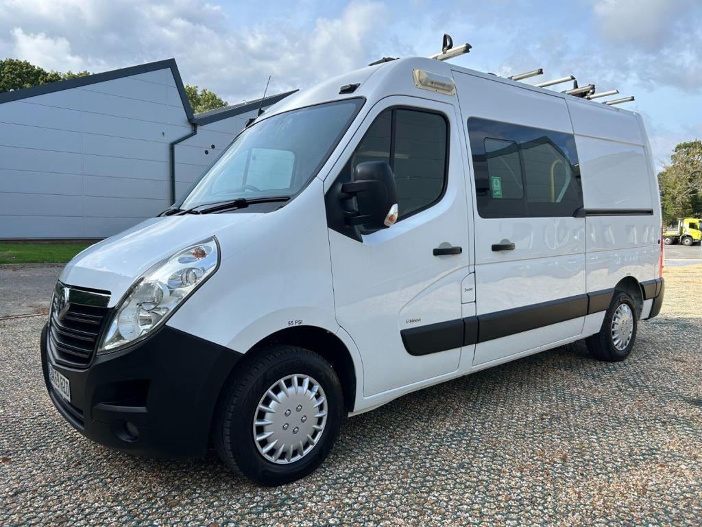 VAUXHALL MOVANO 2.3 CDTi 3500 WELFARE CREW VAN 2019