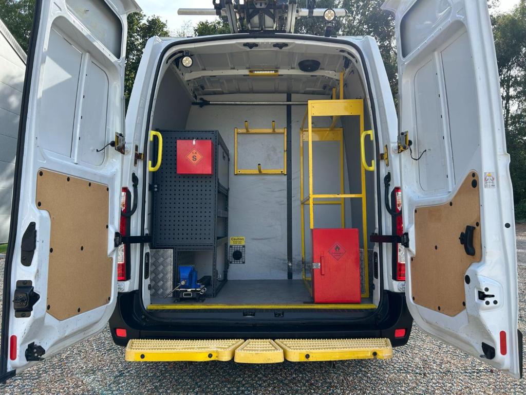 VAUXHALL MOVANO 2.3 CDTi 3500 WELFARE CREW VAN 2019