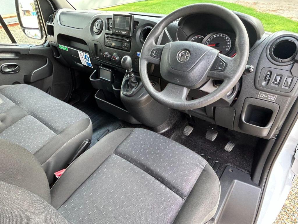 VAUXHALL MOVANO 2.3 CDTi 3500 WELFARE CREW VAN 2019