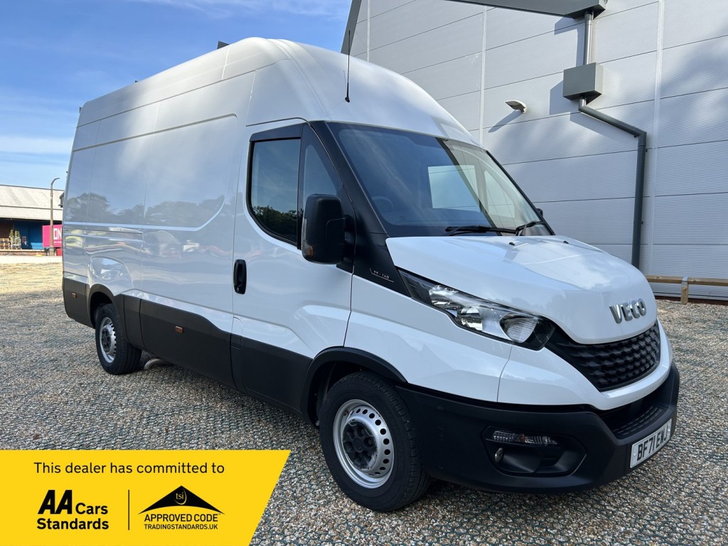 View IVECO DAILY 35S14 2.3 MWB (3520) HIGH ROOF 
