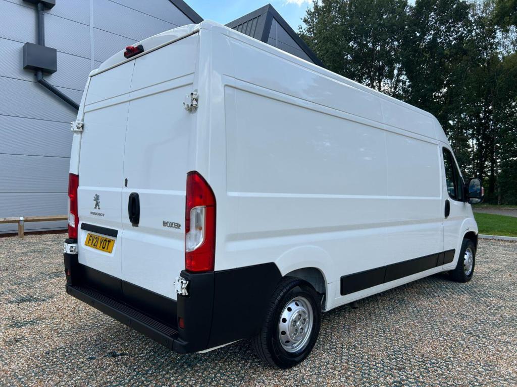 PEUGEOT BOXER 2.2 BlueHDi 335 Professional 2021