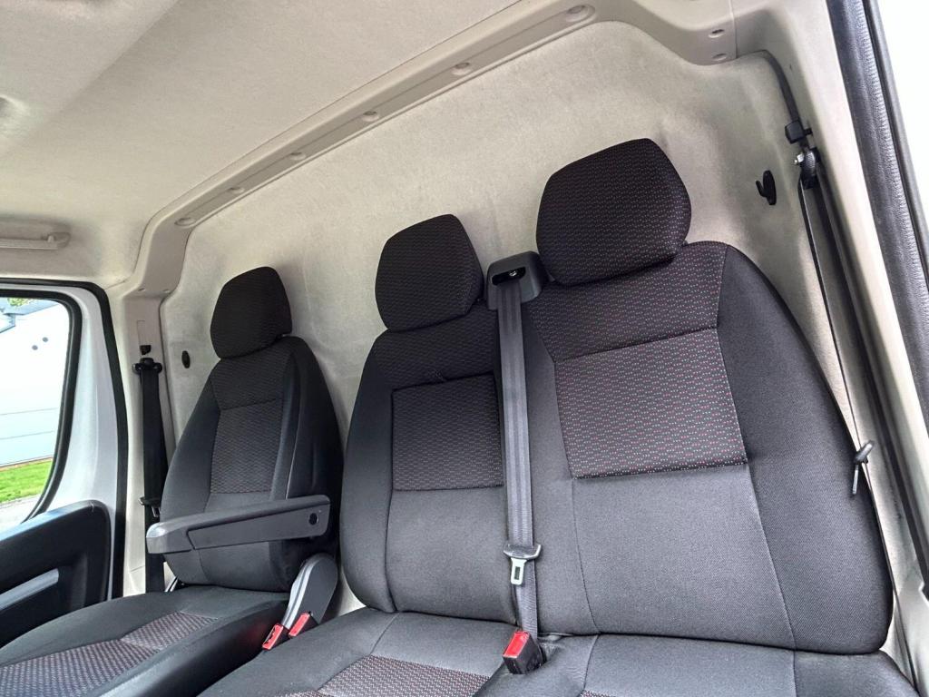 PEUGEOT BOXER 2.2 BlueHDi 335 Professional 2021