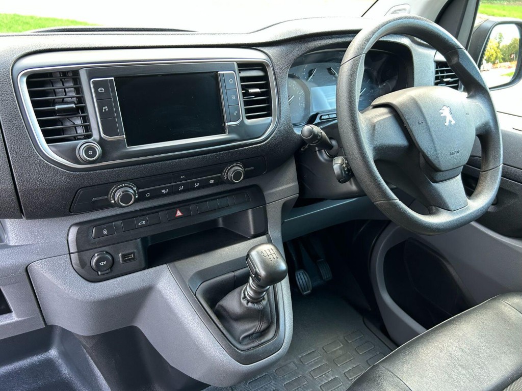 PEUGEOT EXPERT 2.0 BlueHDi 145 Professional Premium 2022