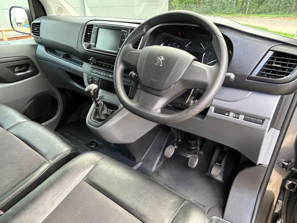 PEUGEOT EXPERT 2.0 BlueHDi 145 Professional Premium 2022