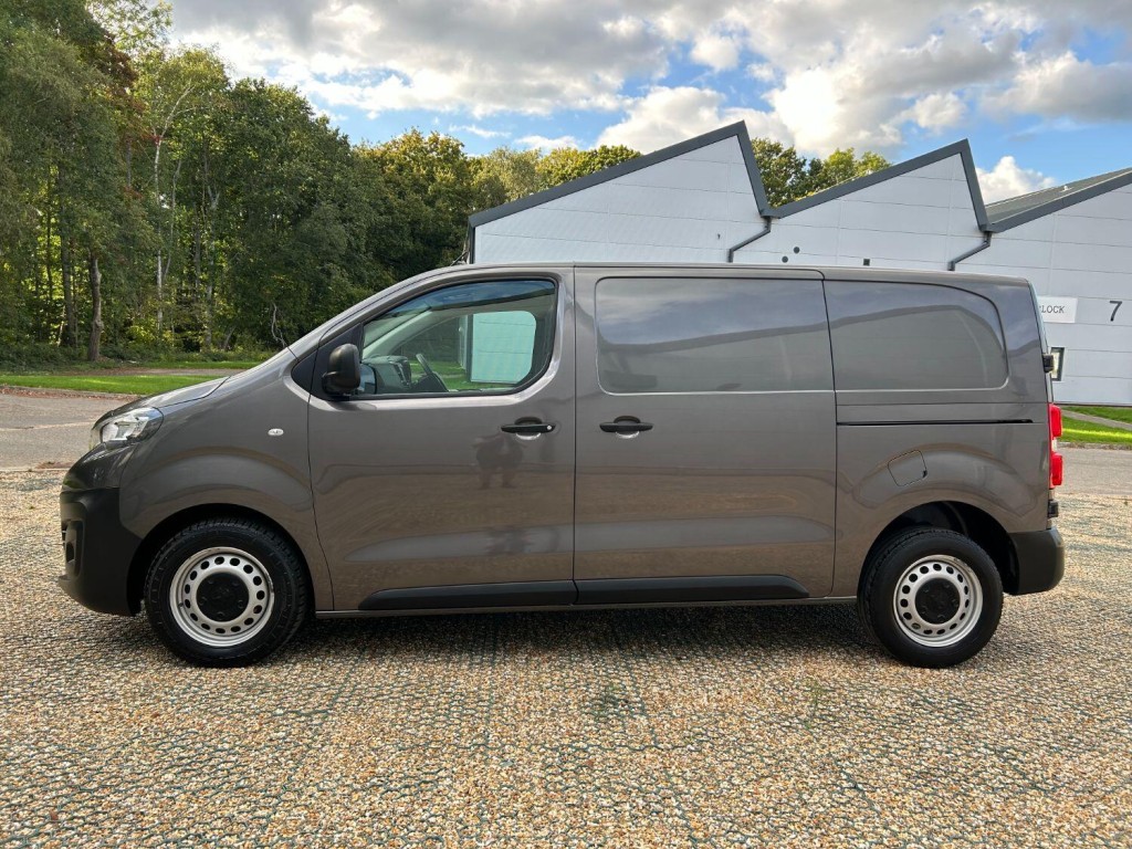 PEUGEOT EXPERT 2.0 BlueHDi 145 Professional Premium 2022