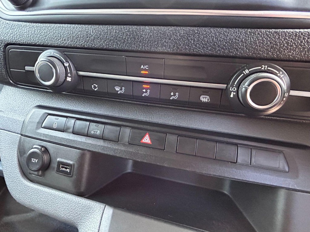 PEUGEOT EXPERT 2.0 BlueHDi 145 Professional Premium 2022