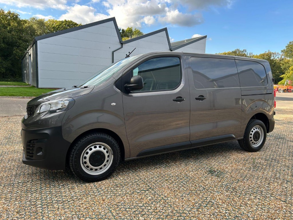 PEUGEOT EXPERT 2.0 BlueHDi 145 Professional Premium 2022