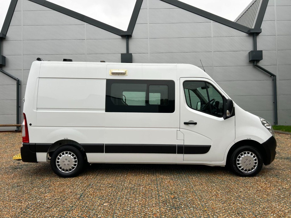 VAUXHALL MOVANO 3500 WELFARE CREW VAN 2.3 CDTi 130  2020